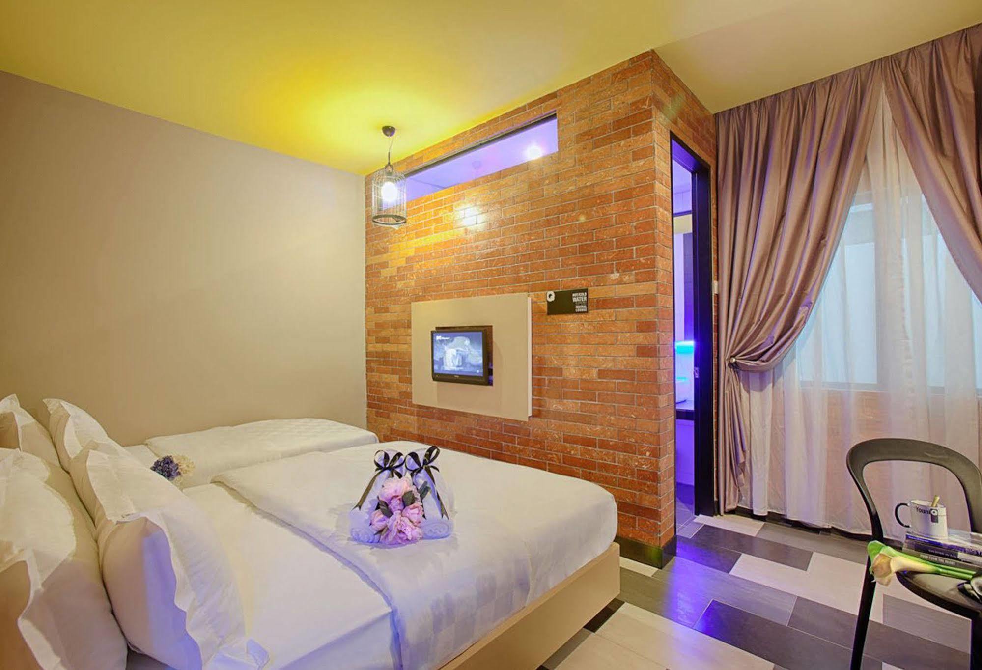 The Youniq Hotel, Klia T1, Klia T2 Sepang Exterior photo